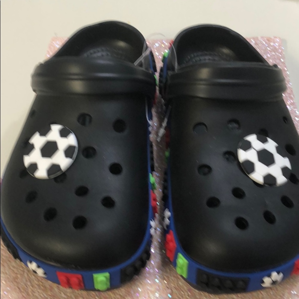 Boys clog shoes size 4 black